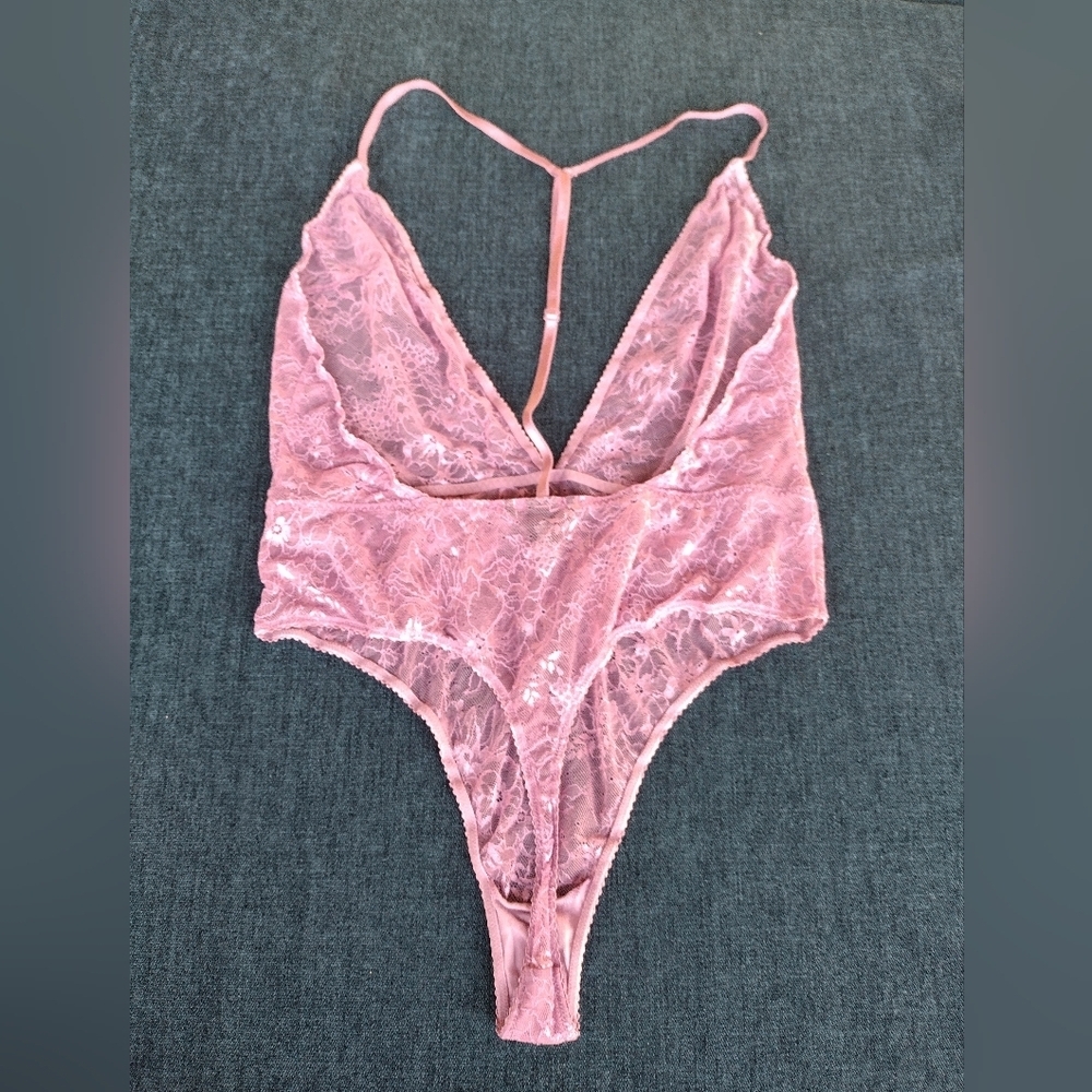 Victorias Secret Lace Plunge Bodysuit Sheer Teddy Teddy Pink XL - Picture 3 of 6